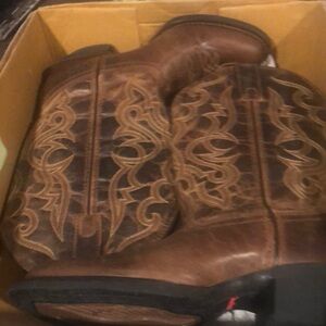 Cowboy fans brand new boots never worn from a smoke free house